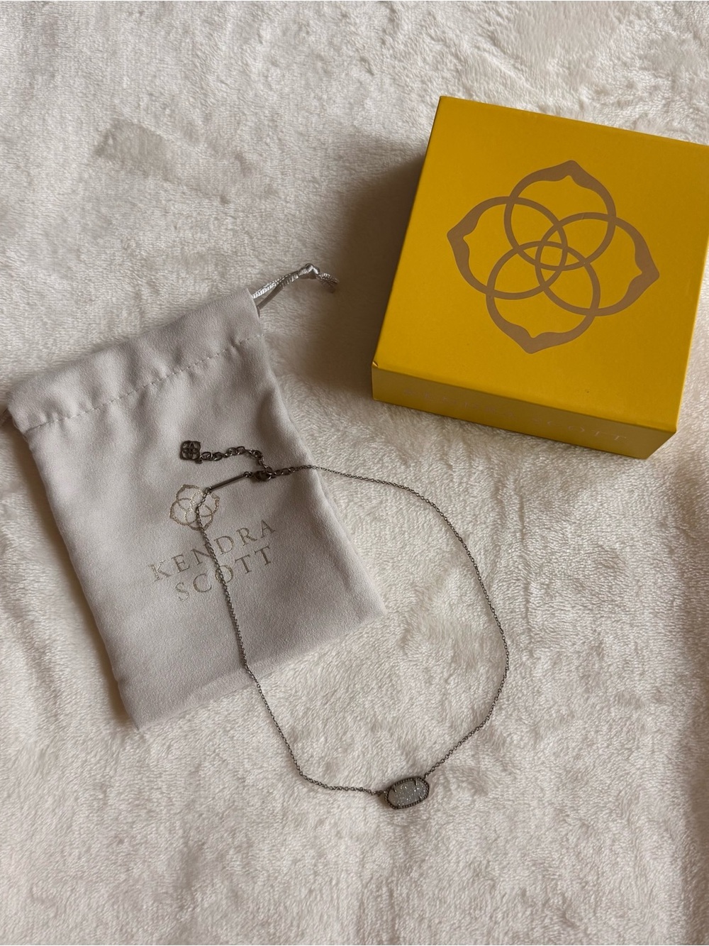 Kendra Scott Silver Pendant Necklace